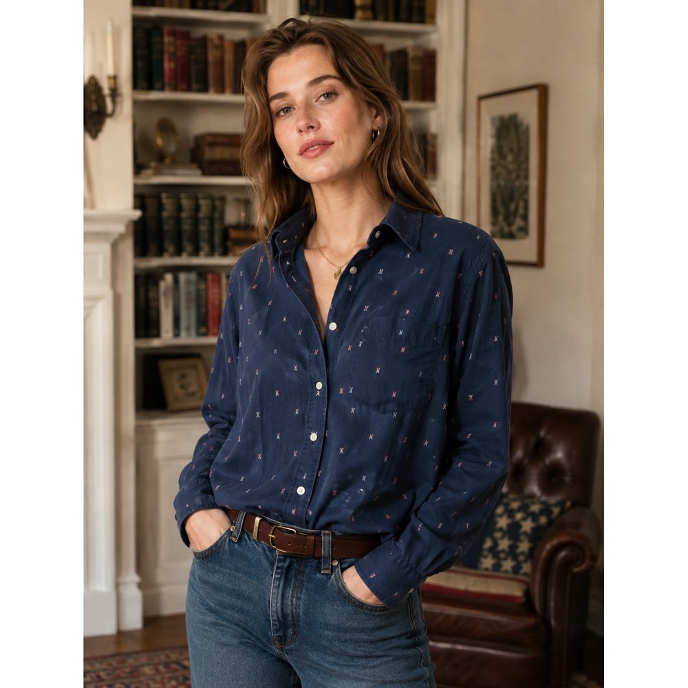 Old Navy Womens Classic Navy Blue Embroidered Button Down Shirt Preppy Coastal M